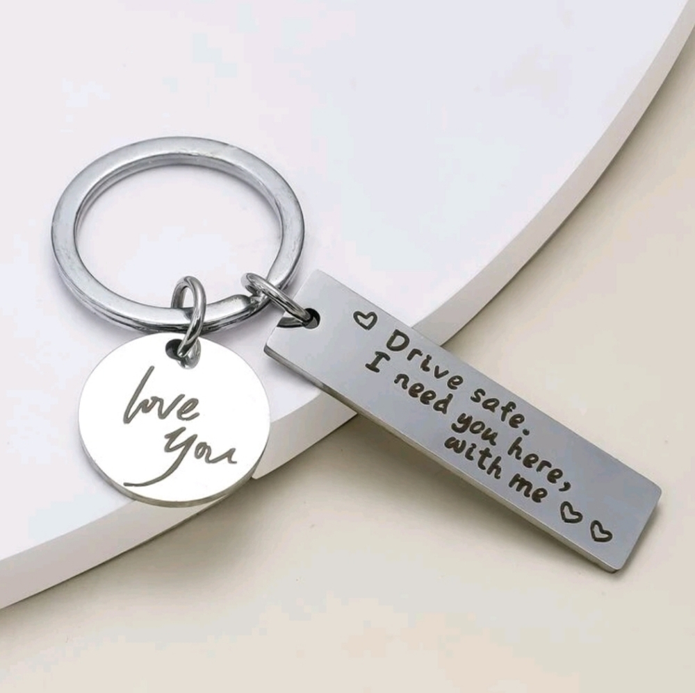 Drive Safe Key Charm - Picture 2 of 3